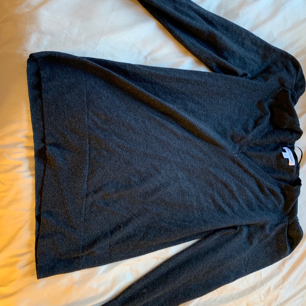 Puffed sweater